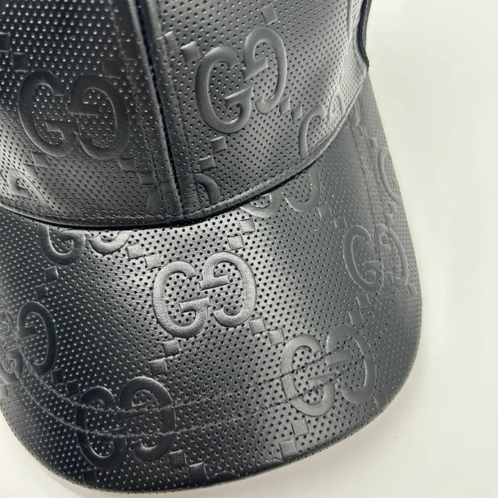 Gucci Black Embossed Logo Cap - Picture 4 of 8